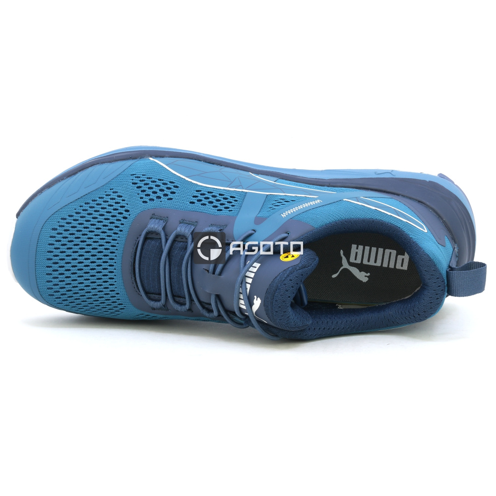 detail PUMA Denali Low S1P blaue leichte Herren-Arbeitsschuhe, weicher Auftritt