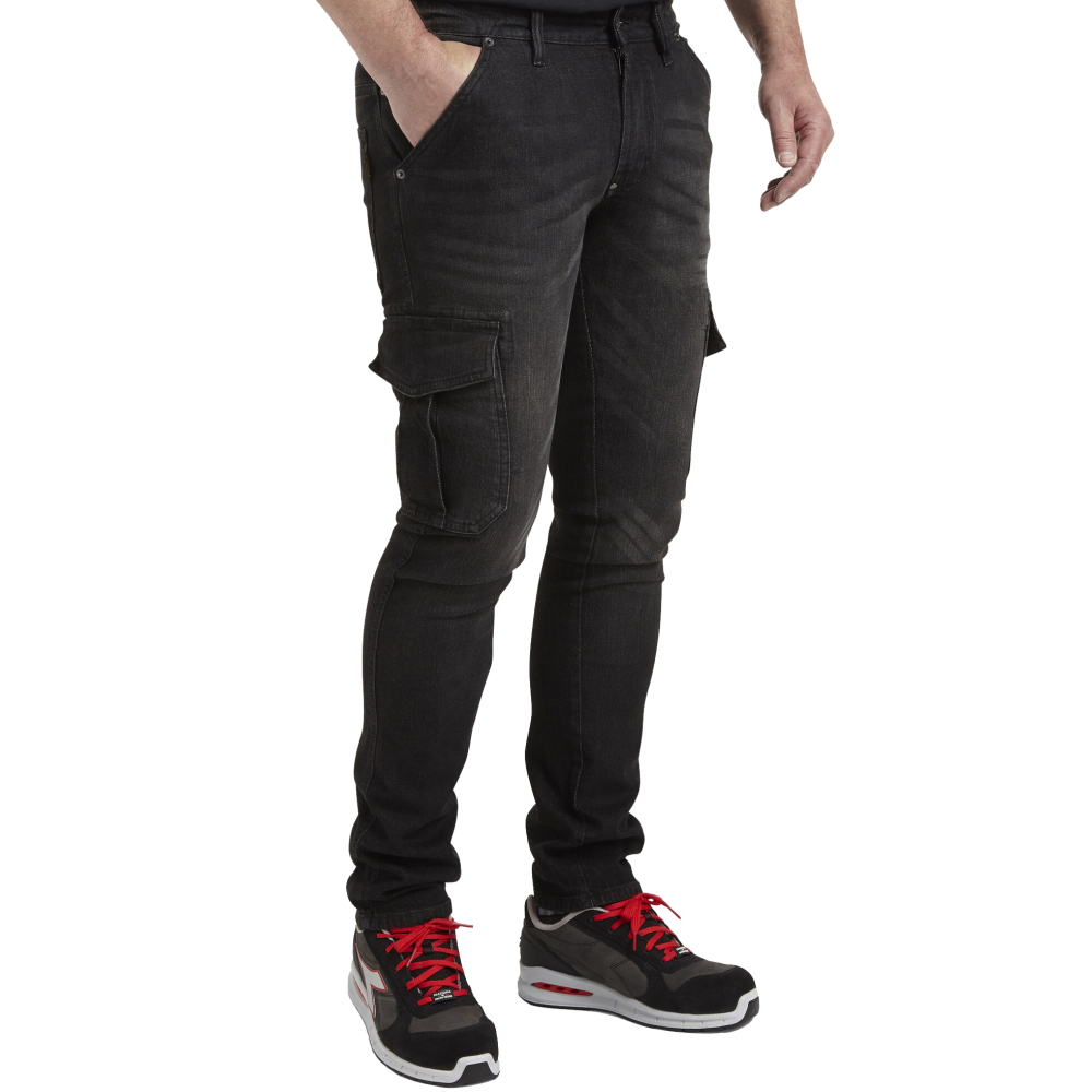 detail Hose DIADORA Stone Cargo Jeans Stretch
