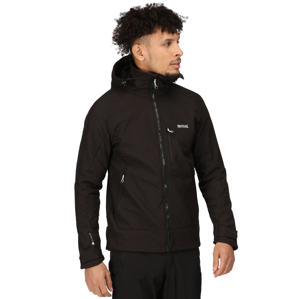 detail Herrenjacke Softshell REGATTA Hewitts VII
