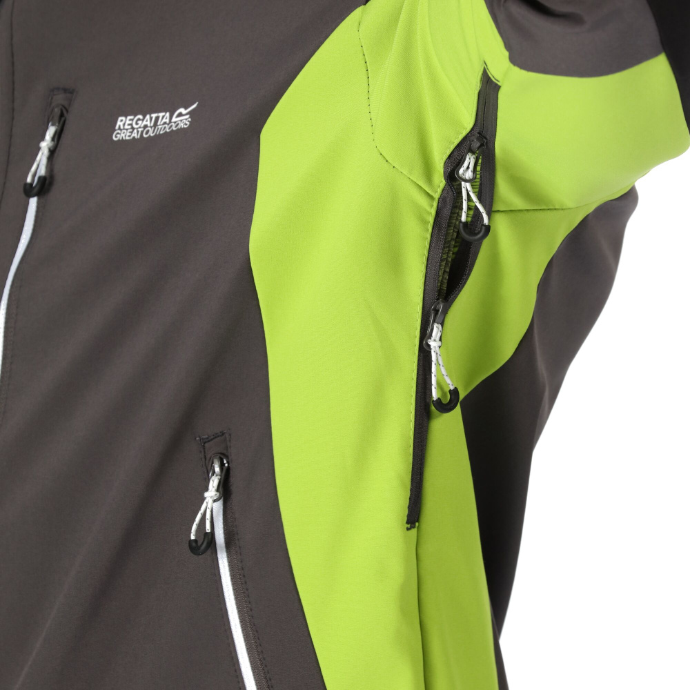 detail Herrenjacke Softshell REGATTA Hewitts VII
