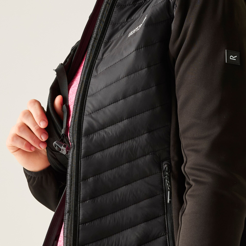 detail REGATTA Andreson Hybrid schwarze Damen-Outdoorjacke für den ganzjährigen Einsatz
