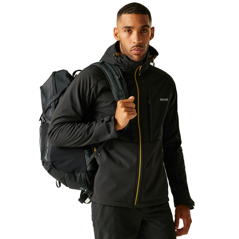 detail REGATTA Hewitts schwarze Herren-Outdoorkeuze für anspruchsvolle Bedingungen, Was