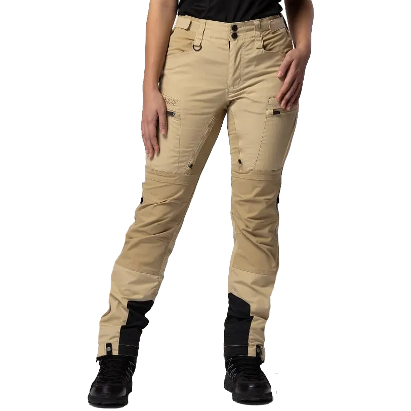 detail Beyond Nordic Sweden beige Damen Outdoorhose stretch bequem wasserabweisend