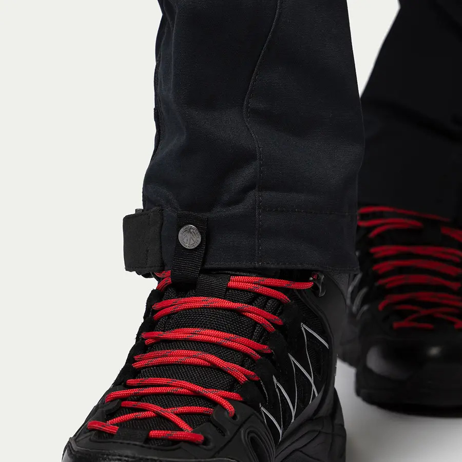 detail Hose Beyond Nordic Sweden Onyx Teflon EcoElite®