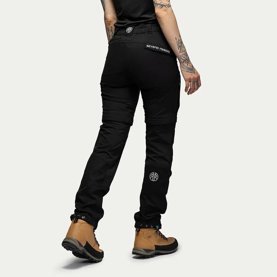 detail Hose Damen Beyond Nordic Sweden Zip-Off 2v1 Teflon EcoElite®