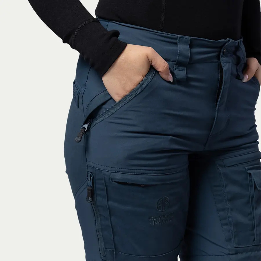 detail Beyond Nordic Sweden Zip-Off blaue Damen Outdoor-Zip-Off-Hose 2-in-1 Teflon EcoE