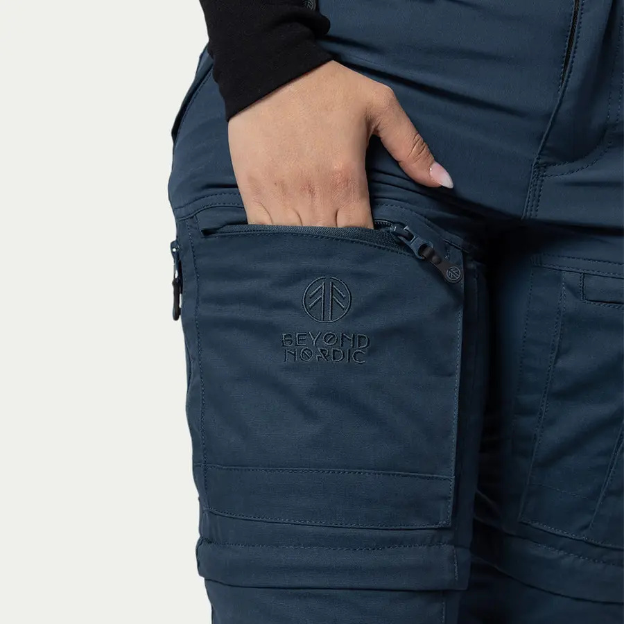detail Beyond Nordic Sweden Zip-Off blaue Damen Outdoor-Zip-Off-Hose 2-in-1 Teflon EcoE