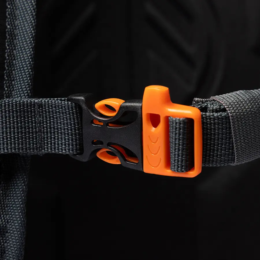 detail Beyond Nordic Sweden BN503 schwarzer Herren Outdoor Rucksack 20L