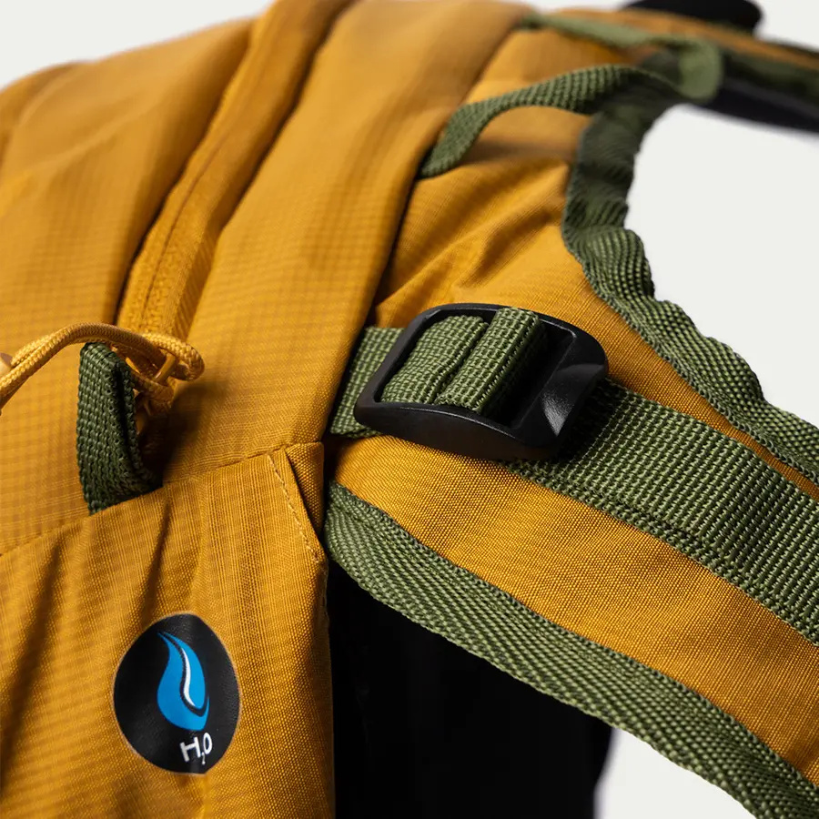 detail Beyond Nordic Sweden BN503 schwarzer Herren Outdoor Rucksack 20L