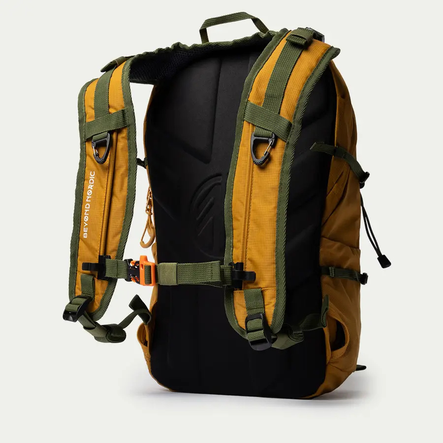 detail Beyond Nordic Sweden BN503 schwarzer Herren Outdoor Rucksack 20L