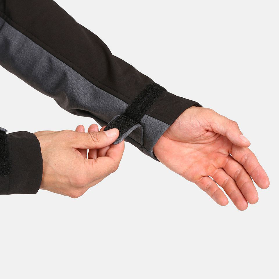 detail KILPI RAVIO-M graue Herren-Outdoorjacke mit Siberium-Membran 10.000 mm